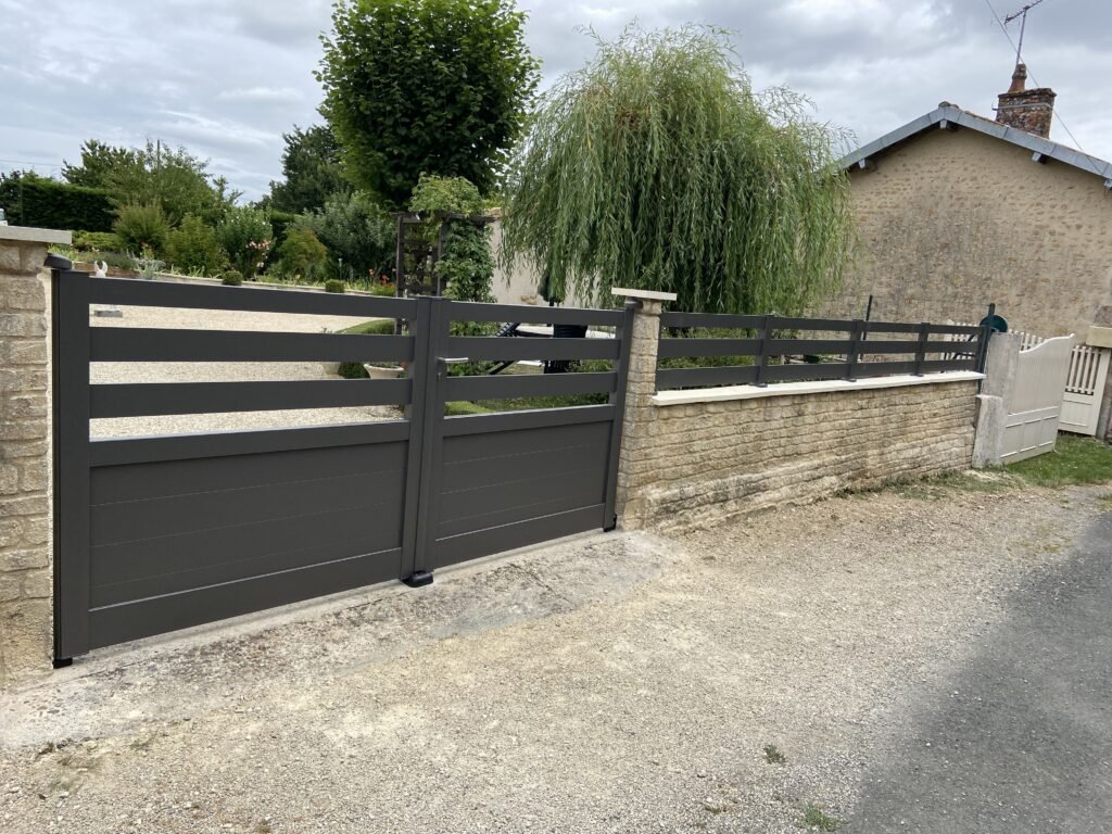 Exemples de prestations de menuiserie réalisées à Brux et dans la Vienne et le sud Deux-Sèvres